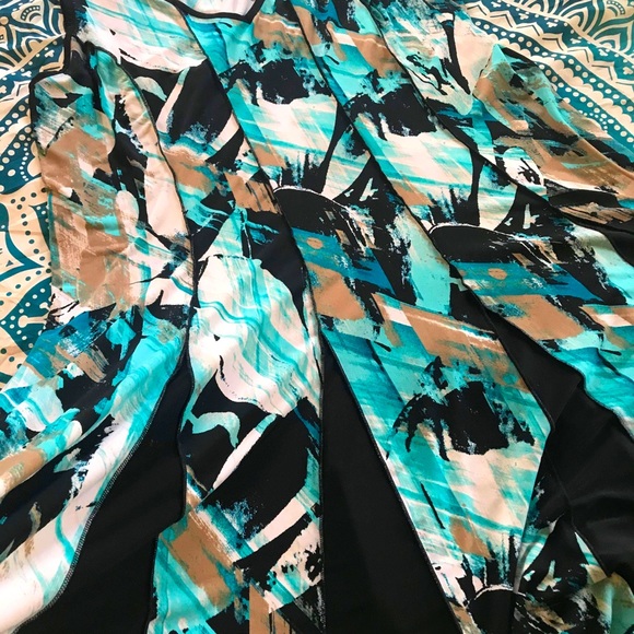 Abstract Mini Dress - Picture 2 of 3